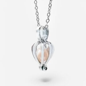 Pearl necklace